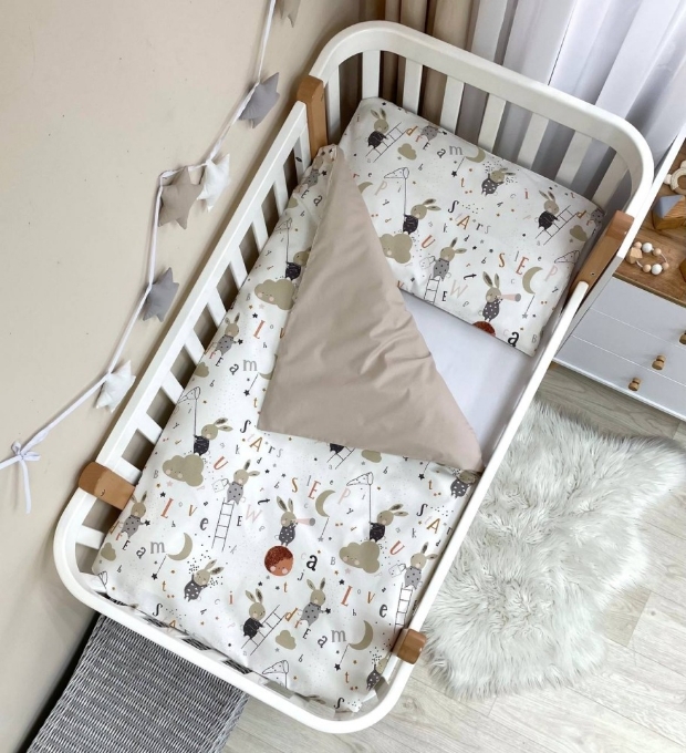 Set lenjerie de schimb pentru patut bebe 3 piese Mix iepurasi bej (2)